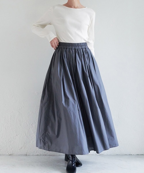 for/c（フォーシー）の「ギャザーフレアスカート【サスティナブル】（スカート・レディース・チャコール/グレイッシュブルー・M/L）」の9枚目の写真