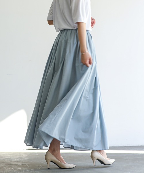 for/c（フォーシー）の「ギャザーフレアスカート【サスティナブル】（スカート・レディース・チャコール/グレイッシュブルー・M/L）」の13枚目の写真