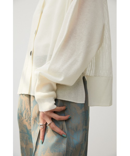 crie conforto（クリーコンフォルト）の「バックメッシュカーデ（カーディガン/ボレロ・レディース・オフホワイト/ブルー/ライトパープル/ピンク/チャコールグレー/ボルドー・FREE）」の14枚目の写真