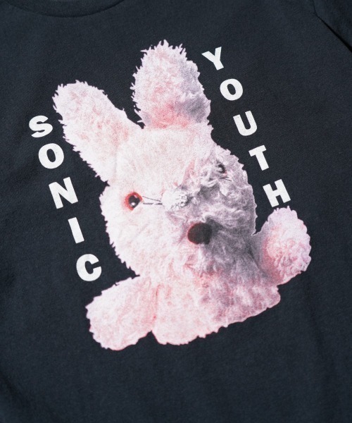 sonic youth（ソニックユース）の「【THRIFTY LOOK/スリフティールック】"SONIC YOUTH（ソニックユース）"TEE ロック/パンク/ビンテージ/ユーズドライクTシャツ（Tシャツ/カットソー・メンズ・ブラック系1/ホワイト/ブラック・X-LARGE/LARGE/MEDIUM）」の14枚目の写真