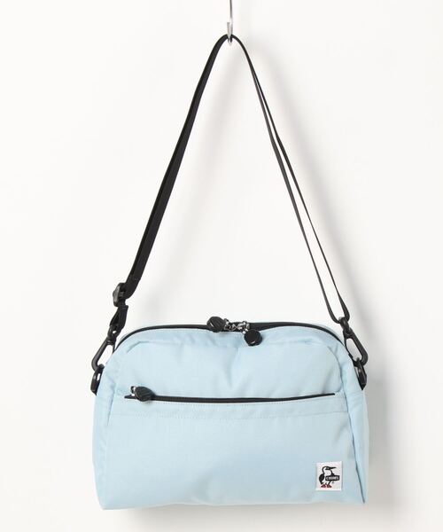 CHUMS(チャムス)の「【CHUMS/チャムス】 Recycle Small Trapezoid Shoulder(ショルダーバッグ・メンズ・ブラック/ライトブルー/ブラウン/レッド/ネイビー/その他1/その他2/その他3/その他4/その他7/その他6/その他5/その他11/その他8/その他10/その他9/ブルー/その他14/その他13/その他12・FREE)」の4枚目の写真