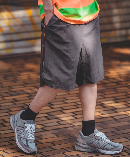 improves（インプローブス）の「ワイド パイピング ライン ハーフパンツ（その他パンツ・メンズ・チャコール/ブラック/グレー・FREE）」の5枚目の写真