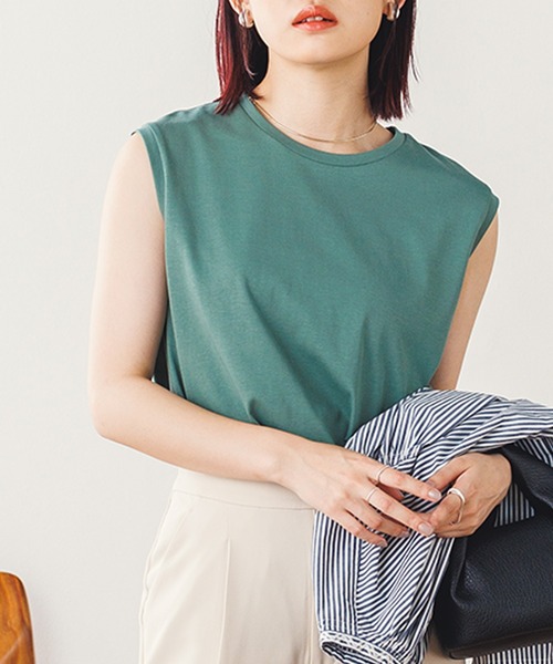 hunch(ハンチ)の「ベーシックノースリーブカットソー Tシャツ(Tシャツ/カットソー・レディース・パープル/グリーン/ブラック/オフホワイト/グレー/ライトグリーン/ブルー/ダークグリーン/ブラウン/ピンク・FREE)」の7枚目の写真