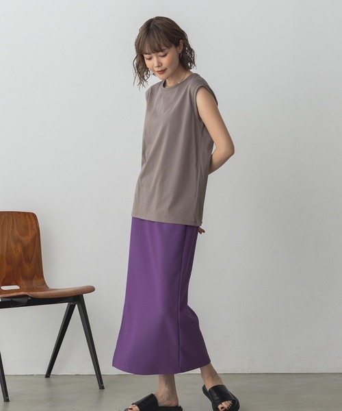 hunch(ハンチ)の「ベーシックノースリーブカットソー Tシャツ(Tシャツ/カットソー・レディース・パープル/グリーン/ブラック/オフホワイト/グレー/ライトグリーン/ブルー/ダークグリーン/ブラウン/ピンク・FREE)」の17枚目の写真