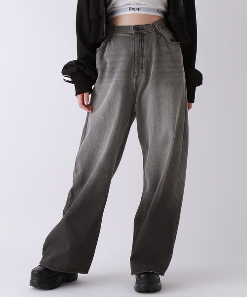 repipi armario（レピピ アルマリオ）の「ワイドホックデニムパンツ（デニムパンツ・キッズ・ブラック/ブルー系2/ブルー系1/ブルー系3/ブラック系その他/ブルー・SMALL/MEDIUM/LARGE）」の3枚目の写真