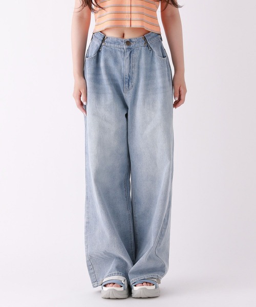 repipi armario（レピピ アルマリオ）の「ワイドホックデニムパンツ（デニムパンツ・キッズ・ブラック/ブルー系2/ブルー系1/ブルー系3/ブラック系その他/ブルー・SMALL/MEDIUM/LARGE）」の11枚目の写真