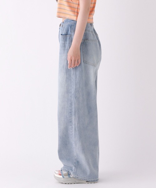 repipi armario（レピピ アルマリオ）の「ワイドホックデニムパンツ（デニムパンツ・キッズ・ブラック/ブルー系2/ブルー系1/ブルー系3/ブラック系その他/ブルー・SMALL/MEDIUM/LARGE）」の21枚目の写真