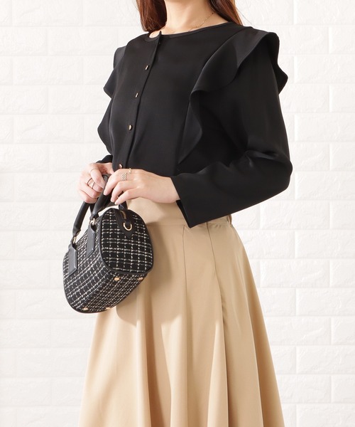 Lace Ladies(レースレディース)の「2WAYクルーネックフリル長袖トップス(シャツ/ブラウス・レディース・グレー/ネイビー/アイボリー/ブラック・FREE/S)」の12枚目の写真