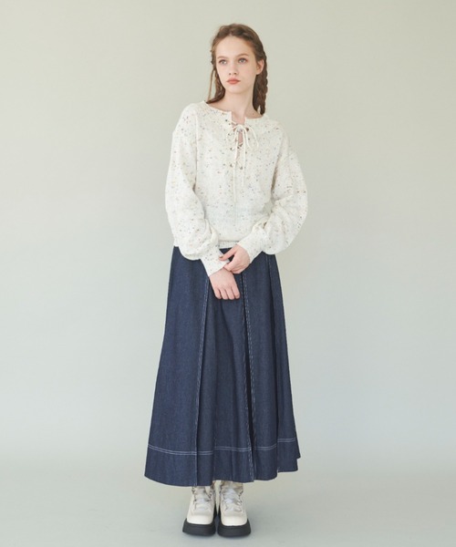 idem（イデム）の「popping shower 2way knit/ミックスカラー編み上げリボンニット（Tシャツ/カットソー・レディース・ブラック/アイボリー・FREE）」の11枚目の写真