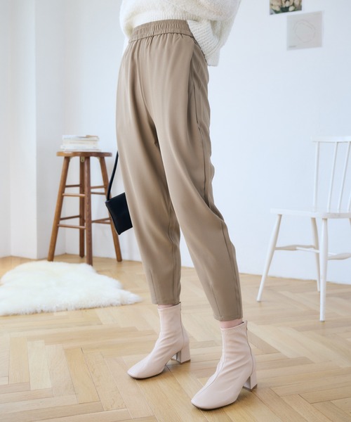 Eclat one（エクラワン）の「裾タックぐるゴムテーパードパンツ（その他パンツ・レディース・ブラック/ブラウン/ホワイト・FREE）」の15枚目の写真