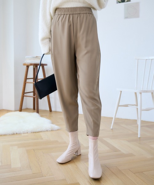 Eclat one（エクラワン）の「裾タックぐるゴムテーパードパンツ（その他パンツ・レディース・ブラック/ブラウン/ホワイト・FREE）」の16枚目の写真