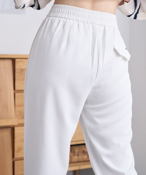 Eclat one（エクラワン）の「裾タックぐるゴムテーパードパンツ（その他パンツ・レディース・ブラック/ブラウン/ホワイト・FREE）」の7枚目の写真