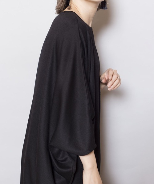 OSMOSIS(オズモーシス)の「アシンメトリープルオーバー(Tシャツ/カットソー・レディース・ホワイト/ブラック/ピンク・ONE SIZE)」の10枚目の写真