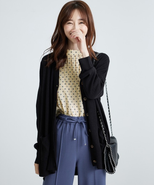 BELLUNA（ベルーナ）の「ピンタックデザイン小紋柄ブラウス（シャツ/ブラウス・レディース・ネイビー系/アイボリー系/ターコイズブルー系・X-LARGE/LARGE/MEDIUM）」の16枚目の写真