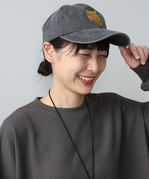 JOURNAL STANDARD relume（ジャーナルスタンダード　レリューム）の「【BLUESCENTRIC/ブルースセントリック】THE BAND LASTWALTZ CAP：キャップ（キャップ・レディース・ブラック系その他・FREE）」の2枚目の写真