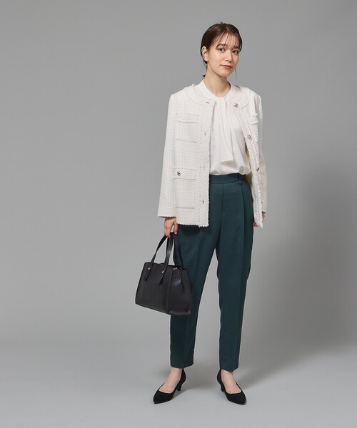 SHOO・LA・RUE(シューラルー)の「◆【通勤/デイリー/セレモニーにも】ラッフル2WAYブラウス【CIRCRIC】(シャツ/ブラウス・レディース・ホワイト系6/グレー系8/ブラック系5・04/01/02/05/03)」の4枚目の写真