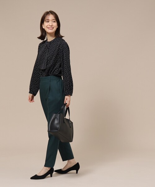 SHOO・LA・RUE(シューラルー)の「◆【通勤/デイリー/セレモニーにも】ラッフル2WAYブラウス【CIRCRIC】(シャツ/ブラウス・レディース・ホワイト系6/グレー系8/ブラック系5・04/01/02/05/03)」の16枚目の写真