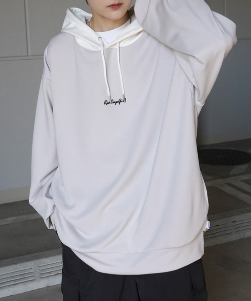 Red Cap Girl(レッドキャプガール)の「新柄追加【RED CAP GIRL】ビッグシルエット とろみポンチ 落ち感ドレープ 配色フード バックプリント ダンボールニットプルオーバーパーカー(パーカー・メンズ・ホワイト/ベージュ/ブルー/ブラック/ブラック系その他/ブルー系その他/ホワイト系その他/グレー系その他・L/M)」の17枚目の写真