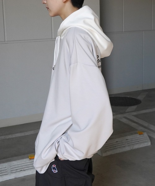 Red Cap Girl(レッドキャプガール)の「新柄追加【RED CAP GIRL】ビッグシルエット とろみポンチ 落ち感ドレープ 配色フード バックプリント ダンボールニットプルオーバーパーカー(パーカー・メンズ・ホワイト/ベージュ/ブルー/ブラック/ブラック系その他/ブルー系その他/ホワイト系その他/グレー系その他・L/M)」の18枚目の写真