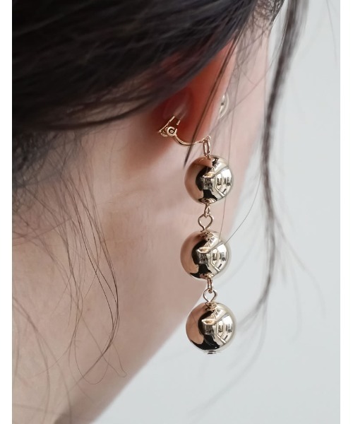 Re:EDIT（リエディ）の「4連ボールピアス&イヤリング（ピアス（両耳用）・レディース・ゴールド系その他/シルバー/シルバー系その他/ゴールド・FREE）」の6枚目の写真