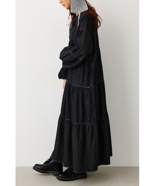 RODEO CROWNS WIDE BOWL(ロデオクラウンズワイドボウル)の「2WAY DENIM ティアードワンピース(ワンピース・レディース・オフホワイト/ブラック/ブルー・FREE)」の7枚目の写真