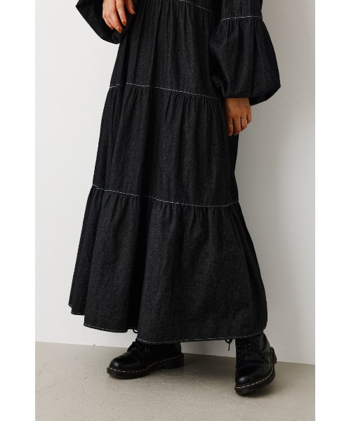 RODEO CROWNS WIDE BOWL(ロデオクラウンズワイドボウル)の「2WAY DENIM ティアードワンピース(ワンピース・レディース・オフホワイト/ブラック/ブルー・FREE)」の14枚目の写真