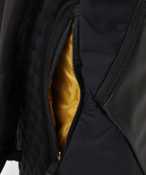 WEXLEY（ウェクスレイ）の「WEXLEY / MADISON 330D CORDURA(R) COATED バックパック（バックパック/リュック・メンズ・ブラック・ONE SIZE）」の10枚目の写真