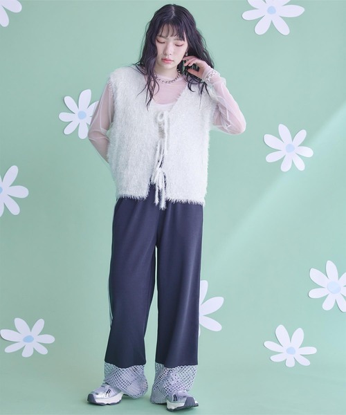 miette（ミエット）の「2wayリボンラメシャギーニットベスト（ベスト・レディース・ブラック/ブルー/ホワイト/ピンク・FREE）」の5枚目の写真