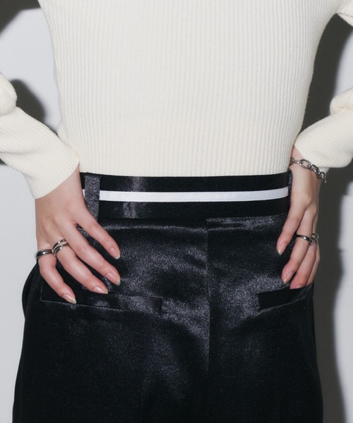 Auntie Rosa Holiday（アンティローザホリデー）の「サテンワイドスラックスパンツ / サイズ展開あり（スラックス・レディース・ブラック/シルバー・MEDIUM/SMALL）」の11枚目の写真