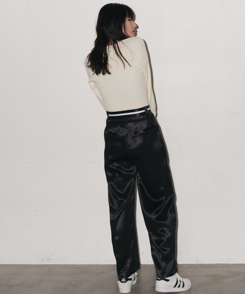 Auntie Rosa Holiday（アンティローザホリデー）の「サテンワイドスラックスパンツ / サイズ展開あり（スラックス・レディース・ブラック/シルバー・MEDIUM/SMALL）」の9枚目の写真