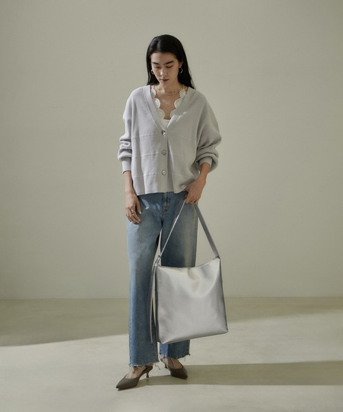 SALON adam et rope'（サロン アダム エ ロペ）の「バックルショルダーレザートートバッグ（ショルダーバッグ・レディース・グレー系その他/ブラック/シルバー・FREE）」の12枚目の写真