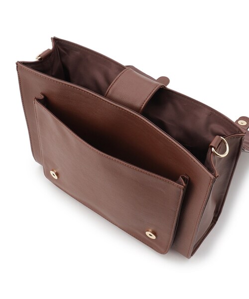 Ober Tashe（オーバータッシェ）の「スカラップサッチェル（バックパック/リュック・レディース・ブラック/ダークブラウン/キャメル・FREE）」の12枚目の写真