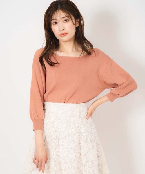 NOELA(ノエラ)の「ボートネックドルマンニット(ニット/セーター・レディース・ピンク/オフホワイト/オレンジ/カーキ・フリー)」の8枚目の写真