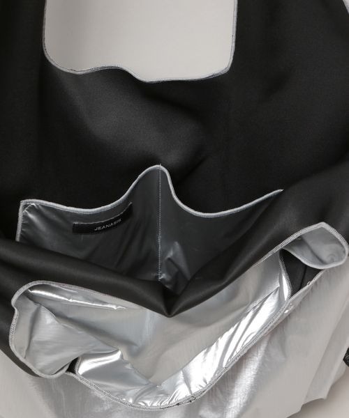 JEANASIS(ジーナシス)の「メタリックトートBAG/106938(トートバッグ・レディース・シルバー/ピンク/ブラック・FREE)」の12枚目の写真