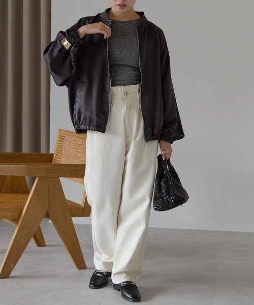 Fizz（フィズ）の「サテンライクオーバーサイズブルゾン（ブルゾン・レディース・ブラック/ピンク/ベージュ/ホワイト/カーキ/チャコール/アイボリー・M/FREE）」の10枚目の写真