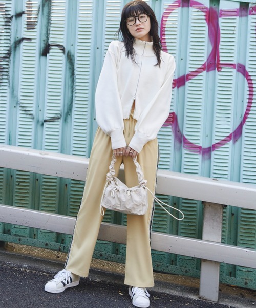 Auntie Rosa Holiday（アンティローザホリデー）の「ダブルジップカーディガン（カーディガン/ボレロ・レディース・ブラック/グリーン/オフホワイト・FREE）」の14枚目の写真