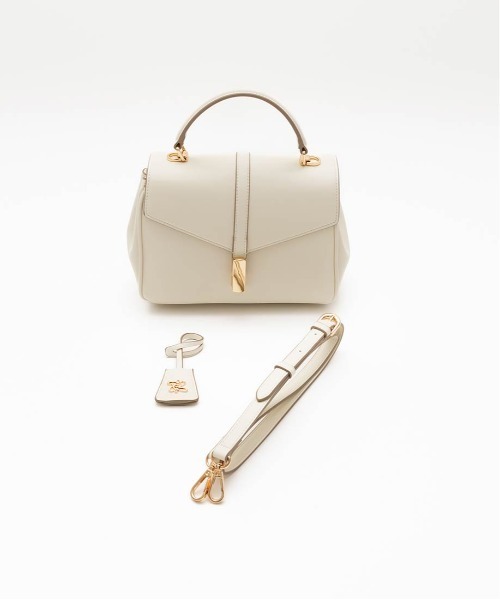 RANDA（ランダ）の「2WAYクラシカルフラップバッグ（ショルダーバッグ・レディース・ホワイト/ブルー/ブラック・FREE）」の19枚目の写真