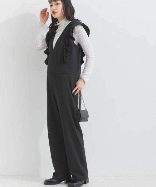 terrace(テラス)の「カットジョーゼット フリルオーバーオール(サロペット/オーバーオール・レディース・カーキ/ブラック/ネイビー・MEDIUM)」の6枚目の写真