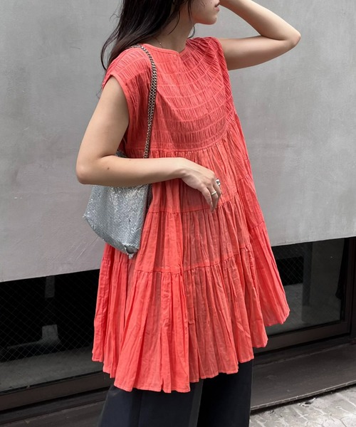 CIAOPANIC TYPY(チャオパニックティピー)の「【india】シャーリングティアードチュニック(シャツ/ブラウス・レディース・サックスブルー/ホワイト/オレンジ/ブラック・ONE SIZE)」の4枚目の写真