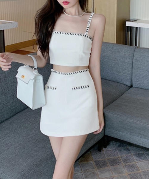 Miniministore（ミニミニストア）の「キャミソール ミニスカート セットアップ（スーツスカート・レディース・ブラック/ホワイト・FREE）」の3枚目の写真