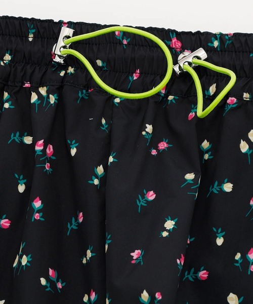 リトルサニーバイト/floral nylon pants Little sunny bite（リトルサニーバイト）の「LittleSunnyBite