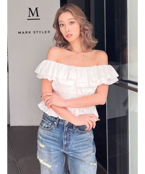 GYDA（ジェイダ）の「2WAYフリルオフショルブラウス（シャツ/ブラウス・レディース・オフホワイト/ブラック/その他1・FREE）」の2枚目の写真