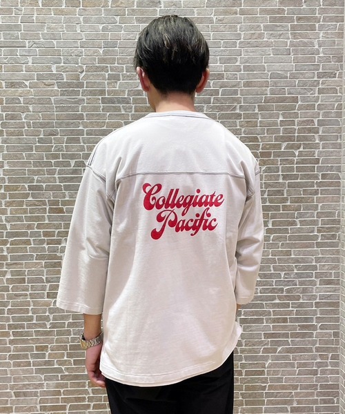 Collegiate Pacific(カレッジエイトパシフィック)の「Collegiate Pacific(カレッジエイト パシフィック)フットボールTシャツ(Tシャツ/カットソー・メンズ・グレー/ワインレッド/チャコールグレー・X-LARGE/LARGE/MEDIUM/SMALL)」の4枚目の写真