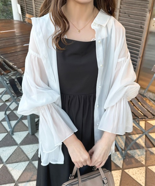 apres jour（アプレジュール）の「キャンディースリーブラメシアーシャツ【ZOZOTOWN限定アイテム】（シャツ/ブラウス・レディース・オフホワイト/ブラック/ピンクベージュ/ライトピンク/アイボリー・フリー/X-LARGE）」の7枚目の写真