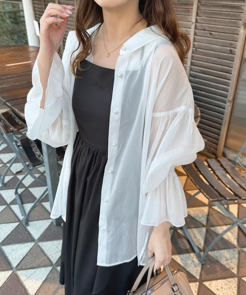 apres jour（アプレジュール）の「キャンディースリーブラメシアーシャツ【ZOZOTOWN限定アイテム】（シャツ/ブラウス・レディース・オフホワイト/ブラック/ピンクベージュ/ライトピンク/アイボリー・フリー/X-LARGE）」の8枚目の写真