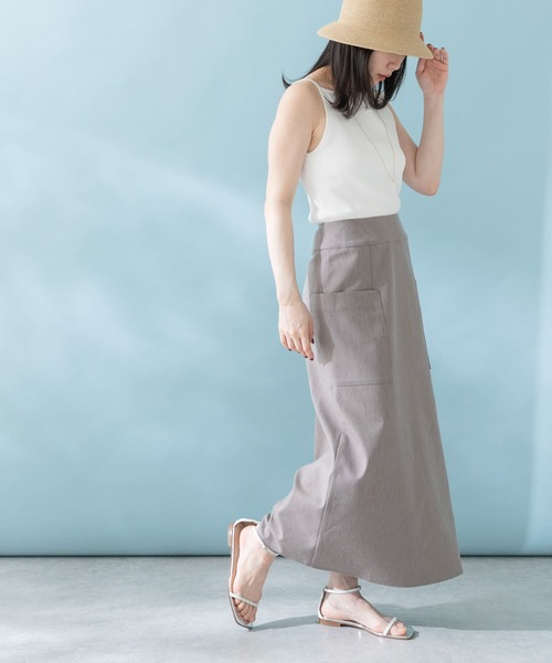 URBAN RESEARCH ROSSO WOMEN(アーバンリサーチ ロッソ)の「リネンストレッチスリットスカート(スカート・レディース・ブラック/パープル/モカ・38/36)」の12枚目の写真