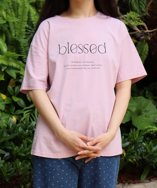 attiree(アティレー)の「blessedロゴプリントTシャツ(Tシャツ/カットソー・レディース・グレー/ホワイト/ピンク/グリーン・FREE)」の14枚目の写真