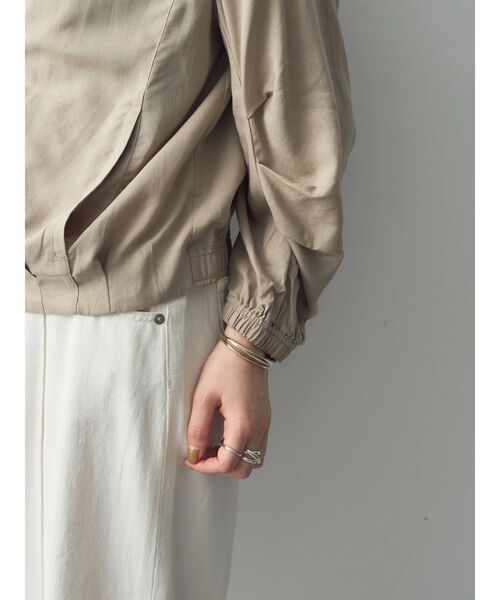 YECCA VECCA（イェッカヴェッカ）の「レーヨン麻ZIPジャケット（その他アウター・レディース・ベージュ/スモーキーグリーン系/ブラック・FREE）」の13枚目の写真