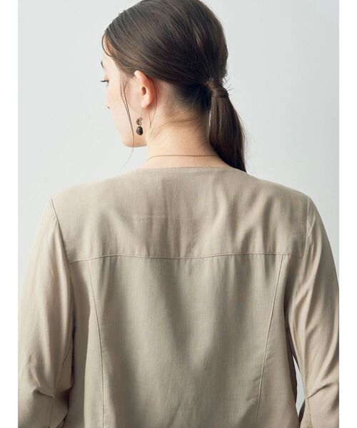 YECCA VECCA（イェッカヴェッカ）の「レーヨン麻ZIPジャケット（その他アウター・レディース・ベージュ/スモーキーグリーン系/ブラック・FREE）」の14枚目の写真