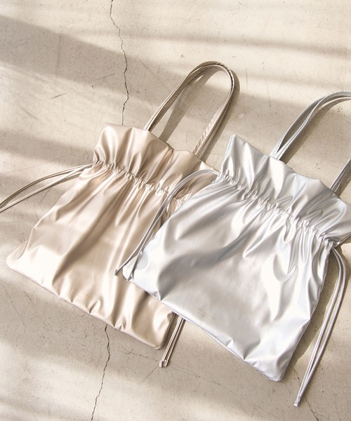 ROPE' PICNIC（ロペピクニック）の「A4対応/シャーリングメタリックトートバッグ（トートバッグ・レディース・ゴールド/シルバー・FREE）」の17枚目の写真